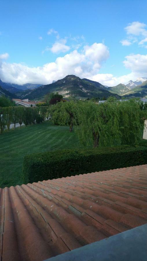 L'Escale De Die Bagian luar foto